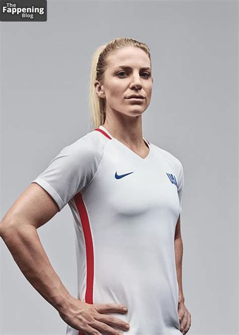 julie ertz nudes|Julie Ertz Porn Videos 